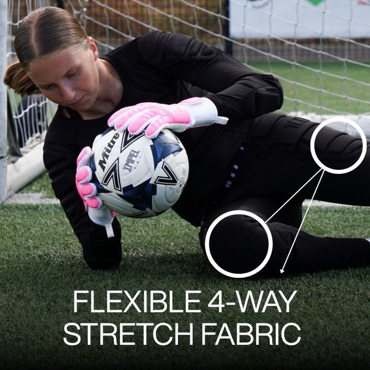 4-WAY STRETCH THAT MOVES WITH EVERY DIVE